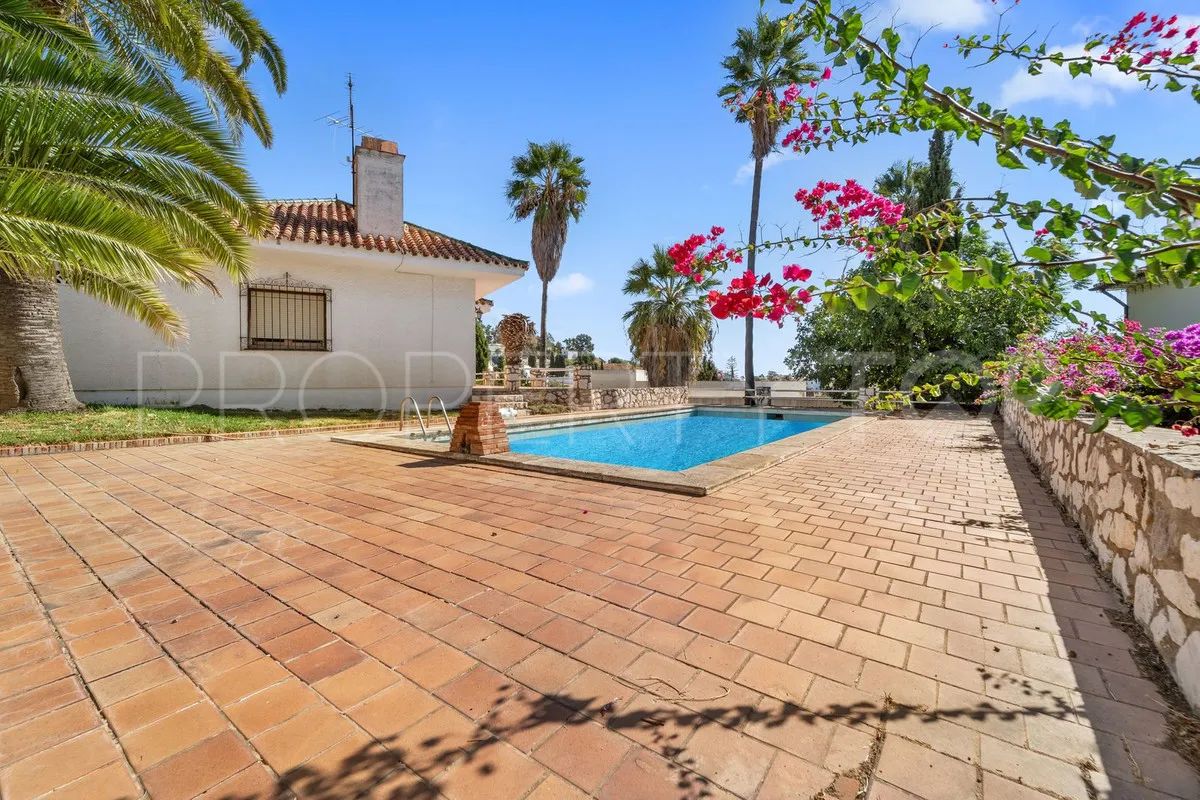Villa en venta en Mijas con 7 dormitorios