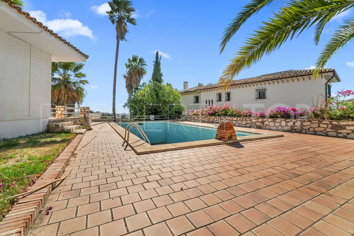 Villa en venta en Mijas con 7 dormitorios