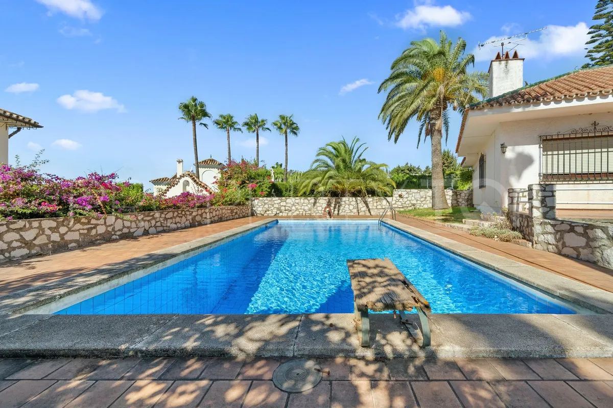 Villa en venta en Mijas con 7 dormitorios