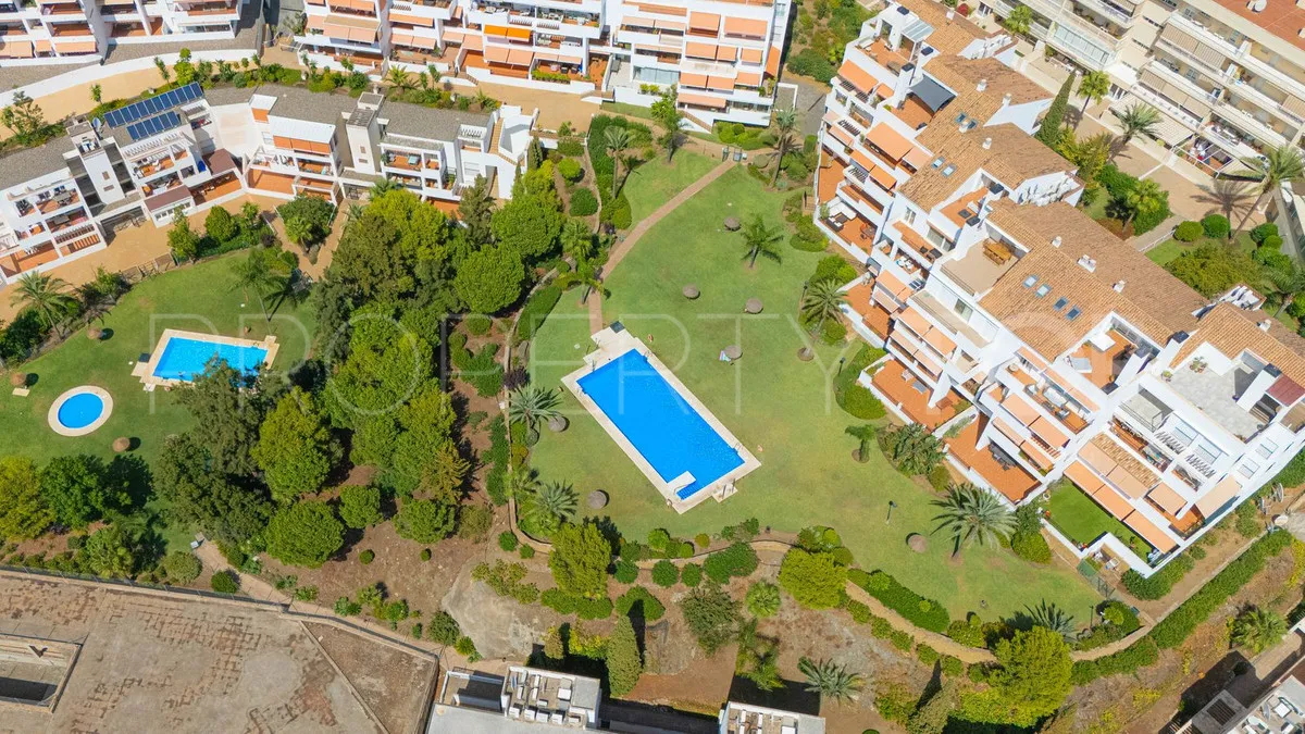 Ático a la venta con 3 dormitorios en Torrequebrada