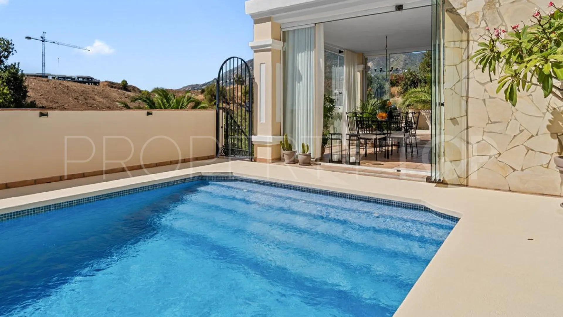 Villa in Fuengirola for sale