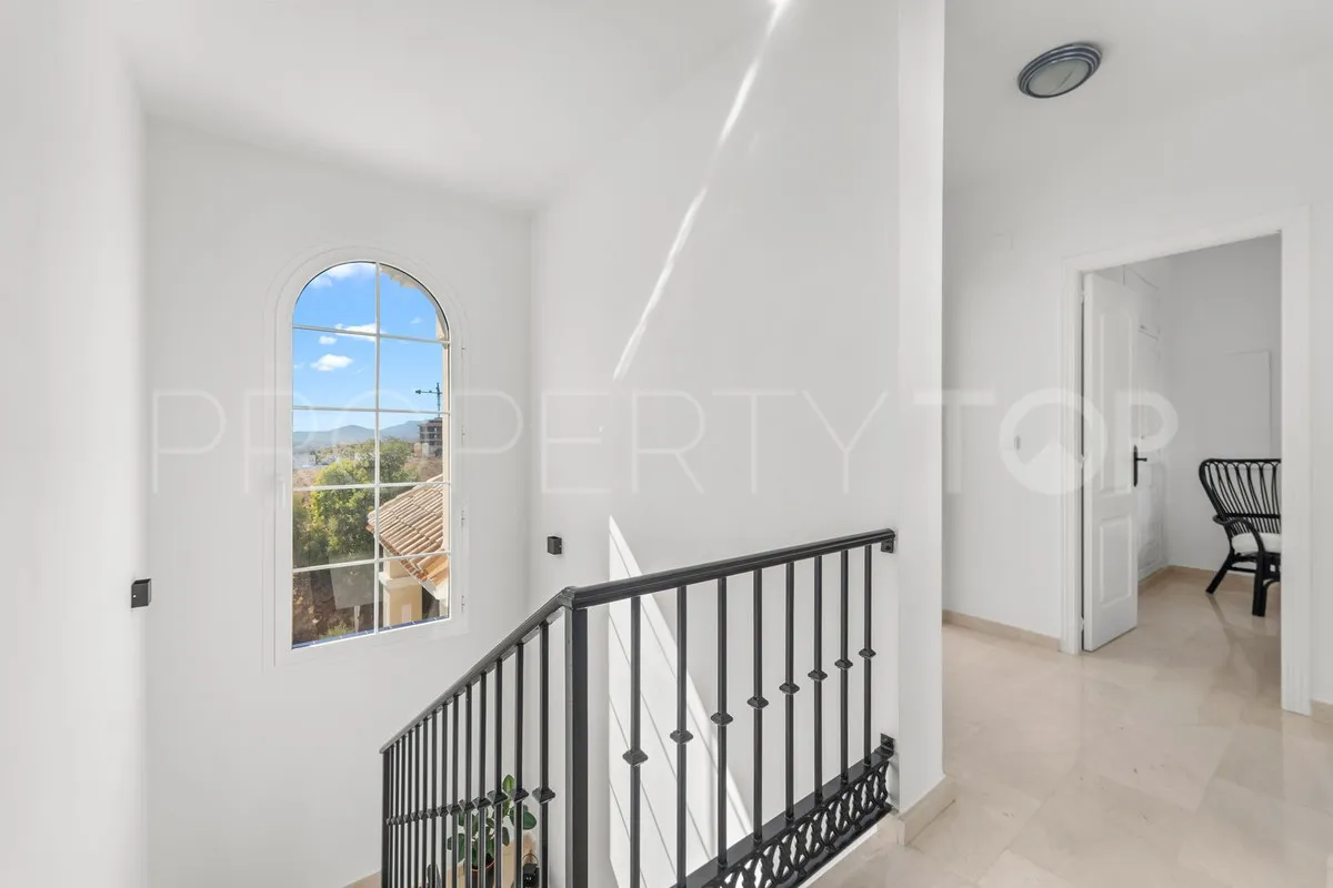 Villa in Fuengirola for sale