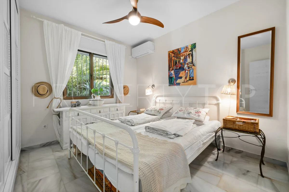 4 bedrooms villa for sale in Mijas