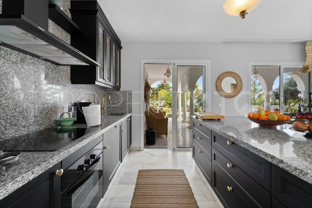 4 bedrooms villa for sale in Mijas