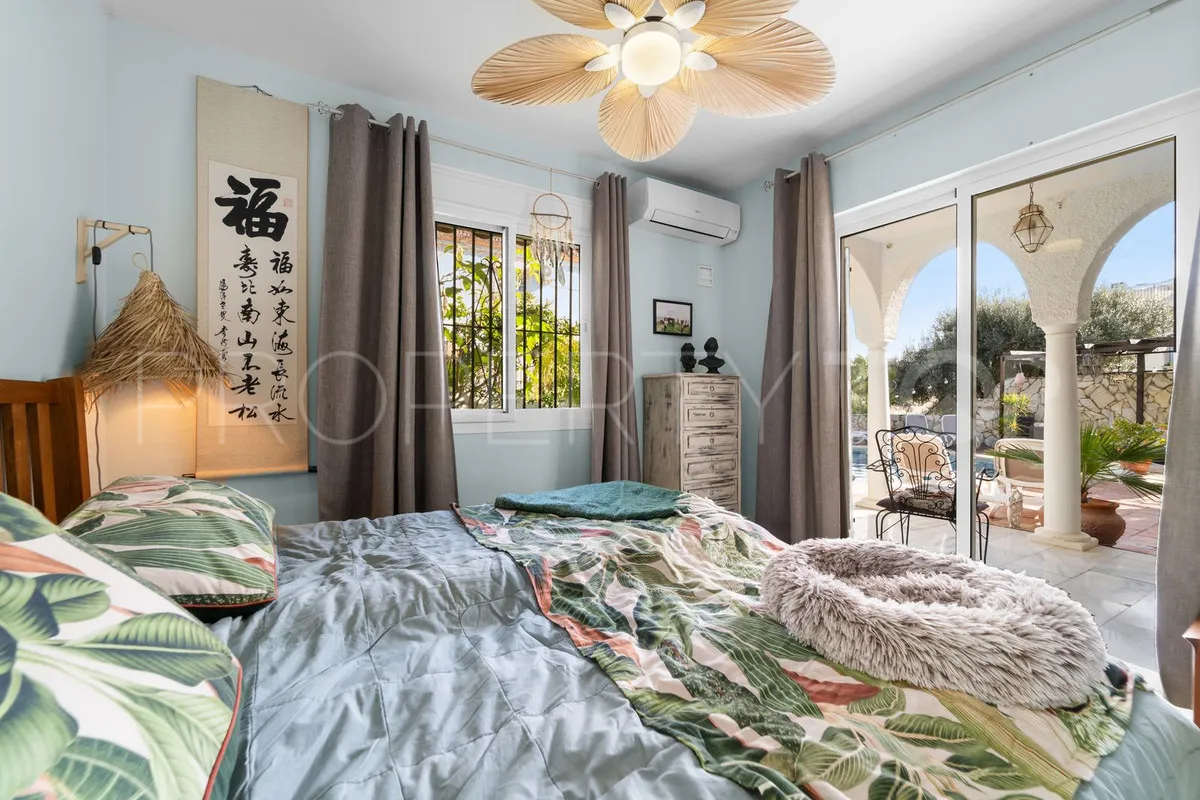 4 bedrooms villa for sale in Mijas