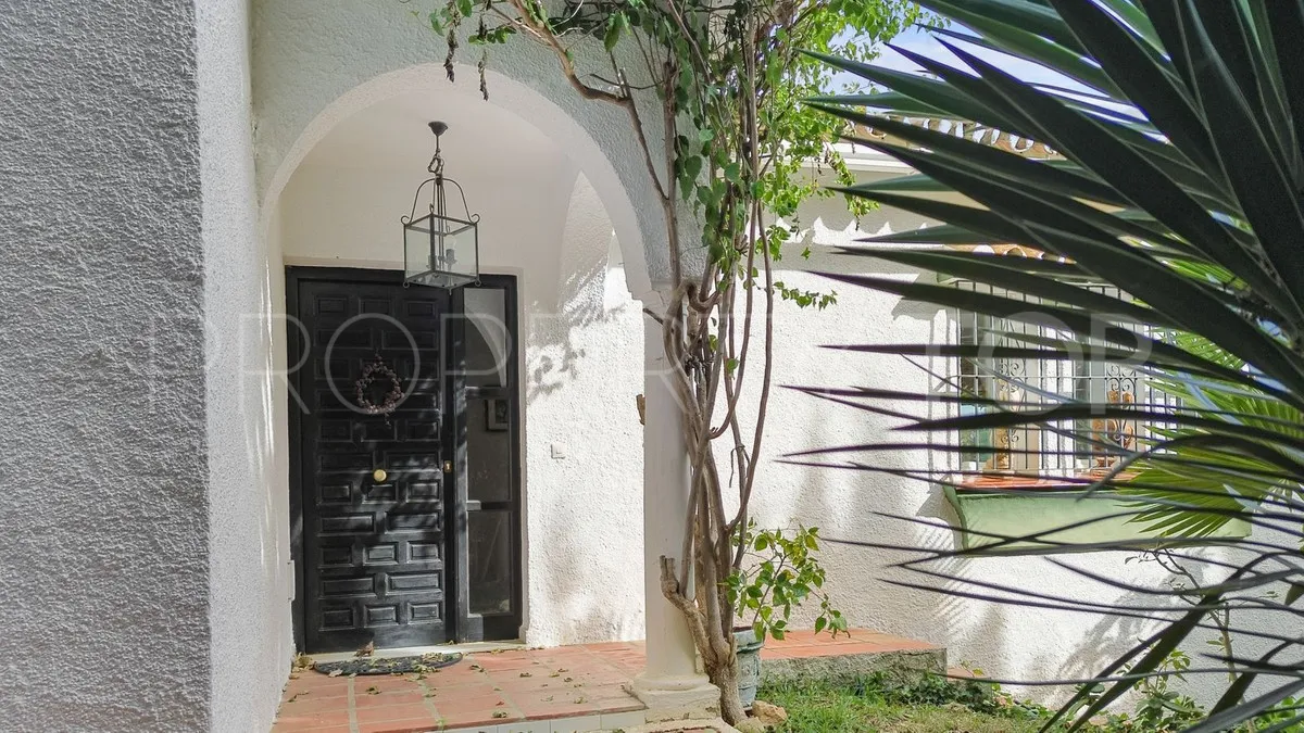 4 bedrooms villa for sale in Mijas