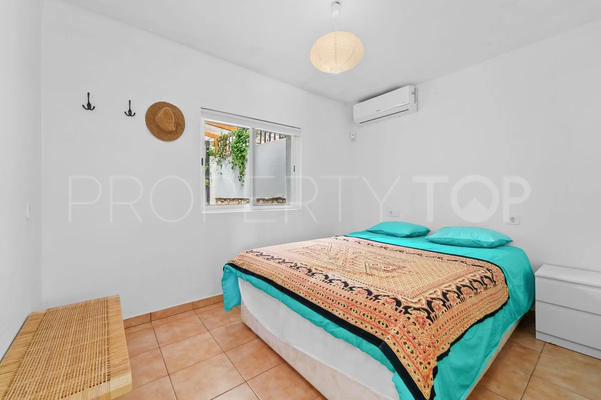 Calahonda, villa en venta con 5 dormitorios