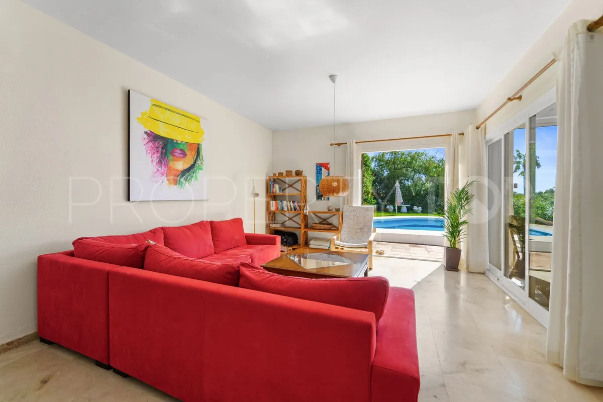 Calahonda, villa en venta con 5 dormitorios