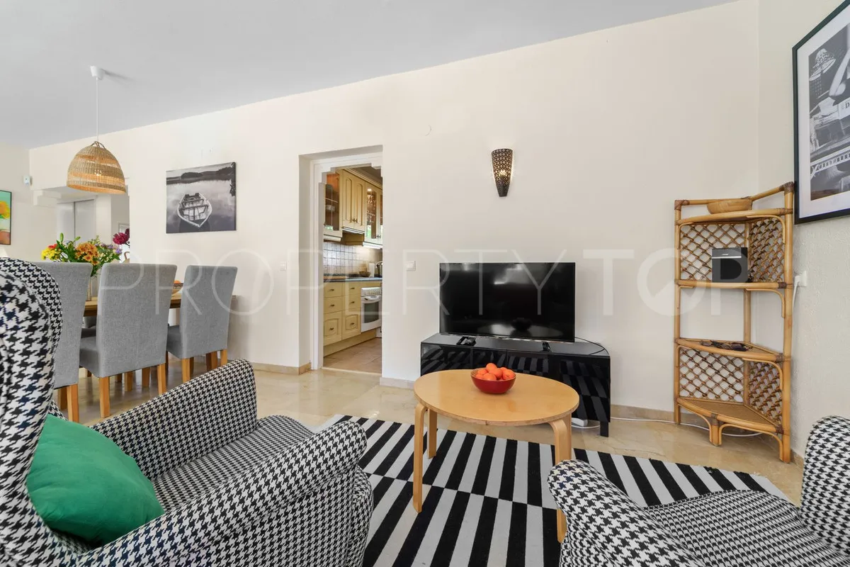 Calahonda, villa en venta con 5 dormitorios