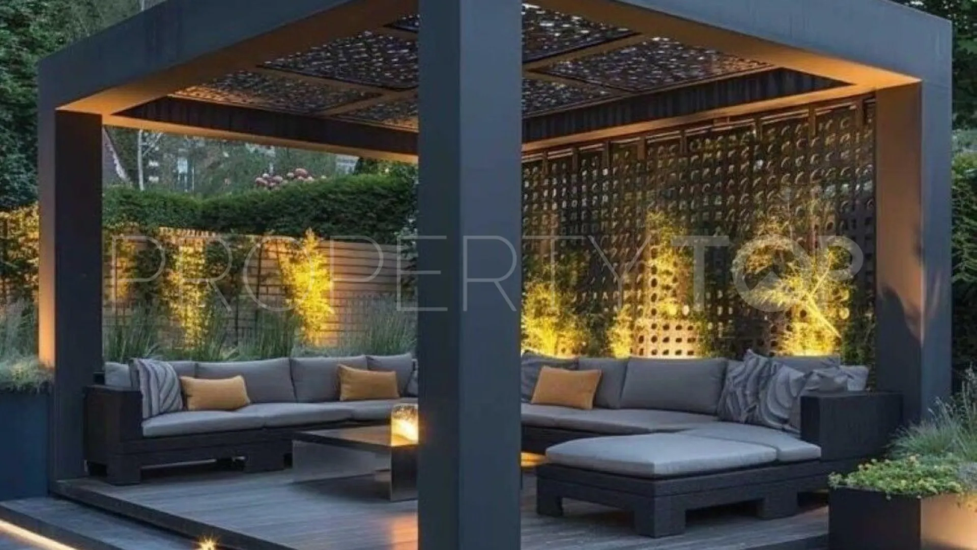 Villa for sale in Benalmadena with 5 bedrooms