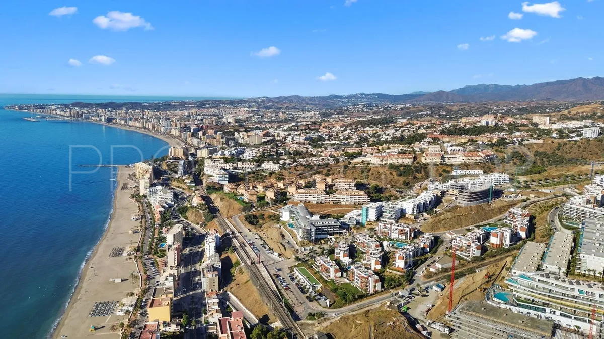 Villa for sale in Benalmadena with 5 bedrooms