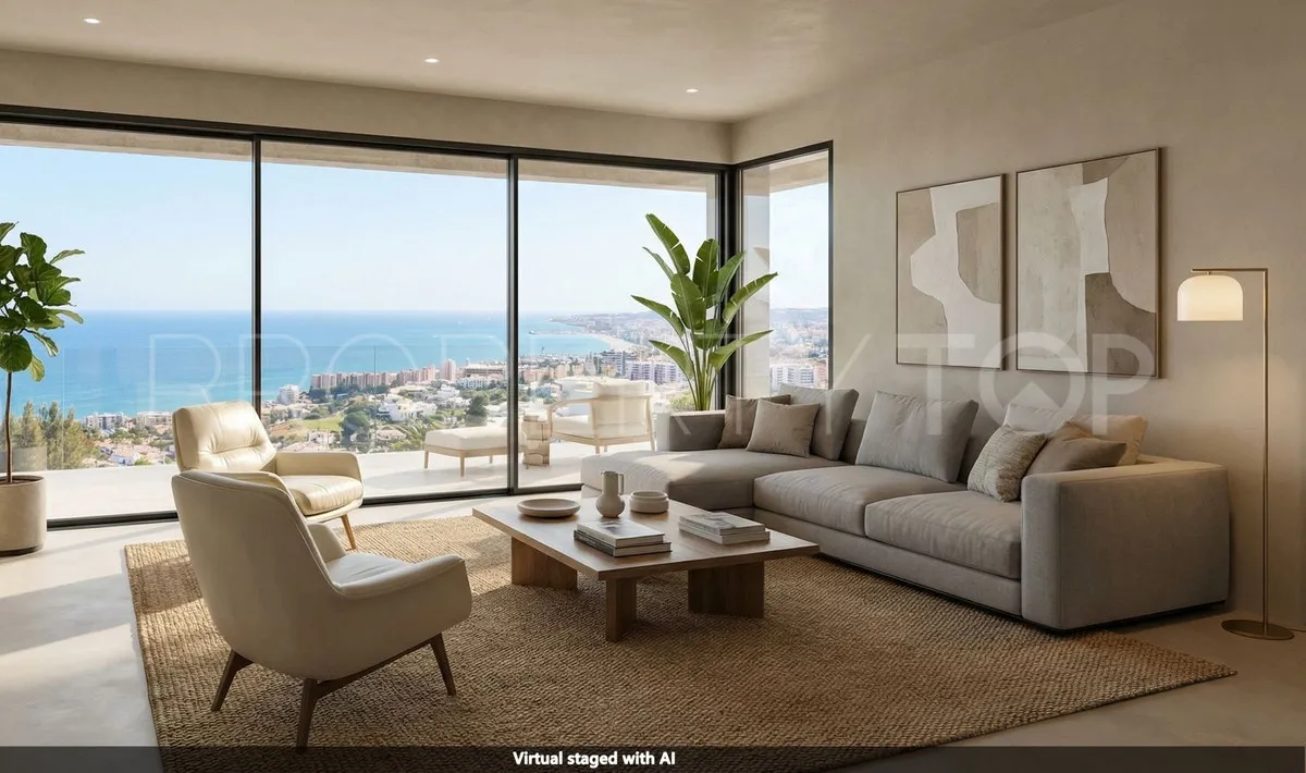 Villa for sale in Benalmadena with 5 bedrooms