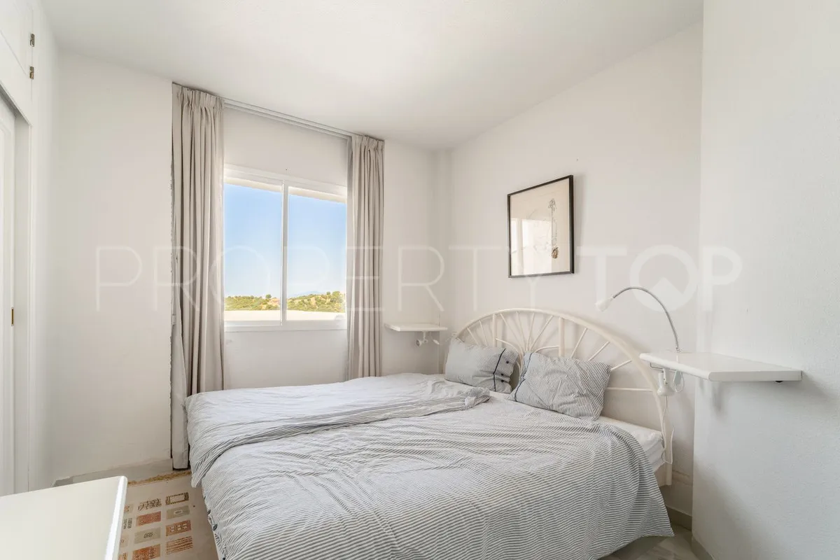 Ático en venta en Calahonda de 2 dormitorios