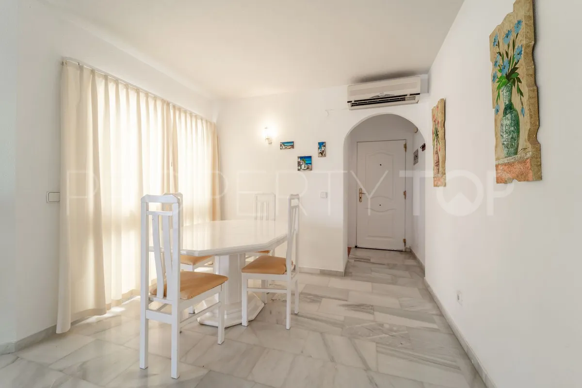 Ático en venta en Calahonda de 2 dormitorios