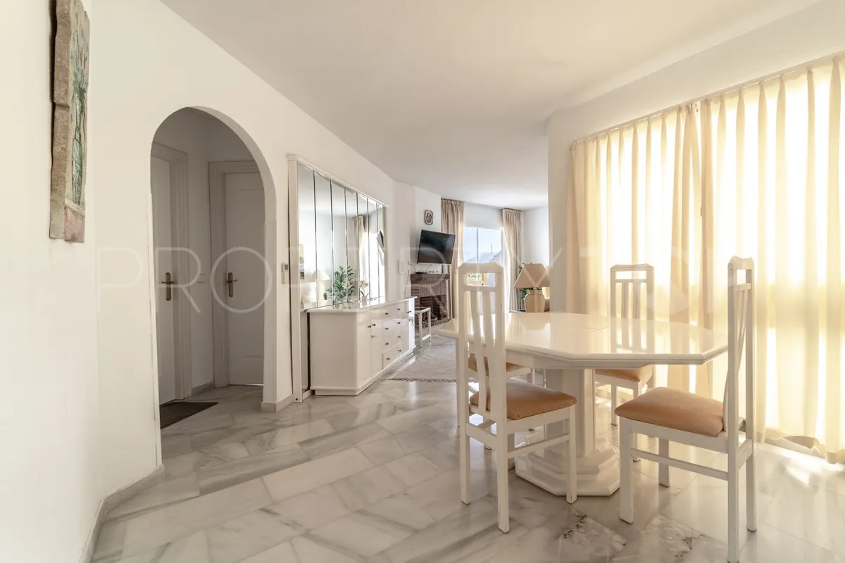Ático en venta en Calahonda de 2 dormitorios