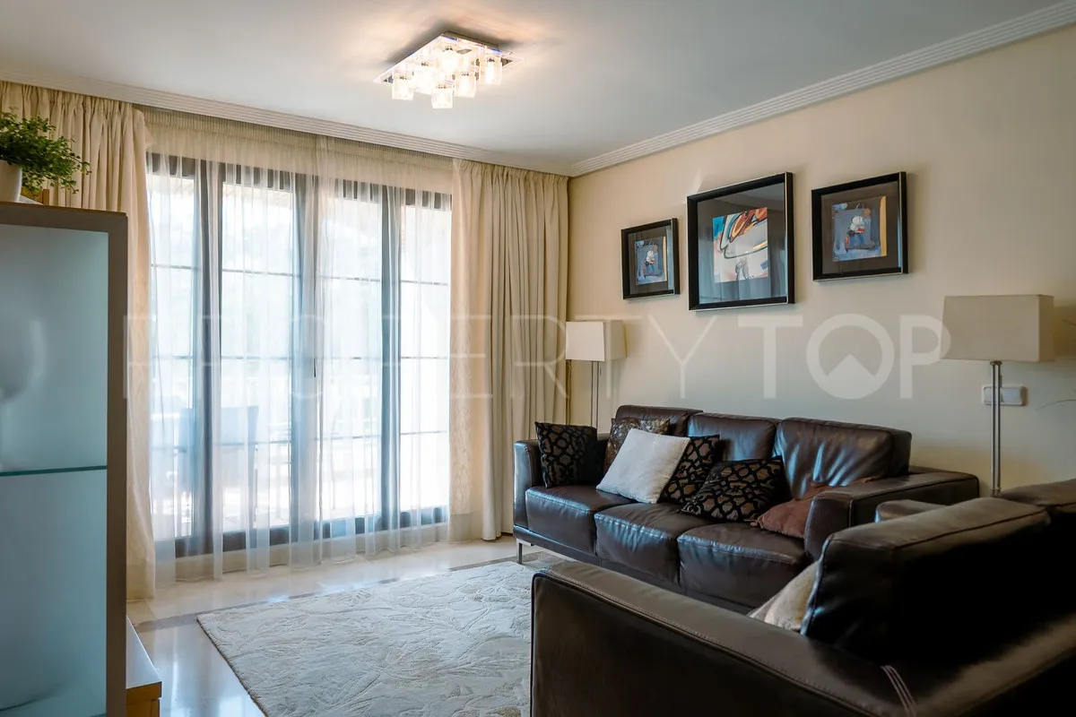 Apartamento en venta de 3 dormitorios en Los Arqueros