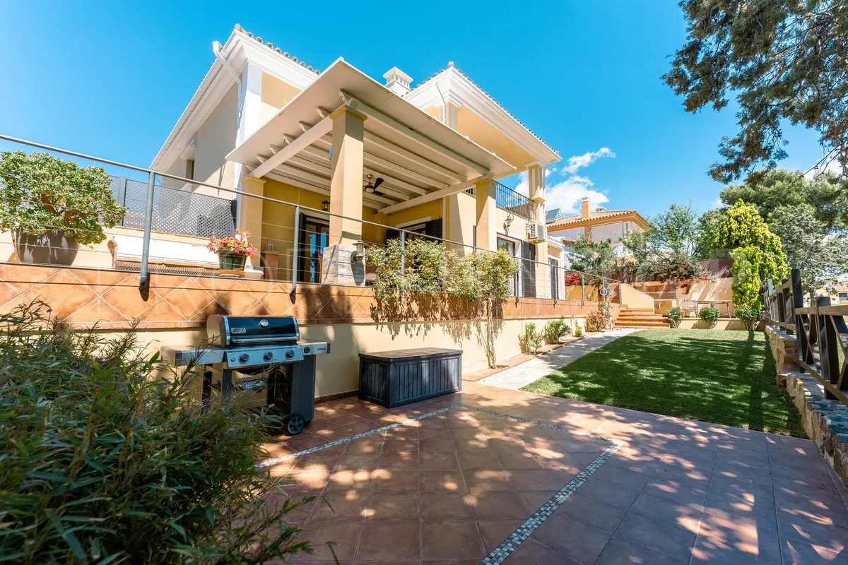 For sale Guadalmina Alta 5 bedrooms villa