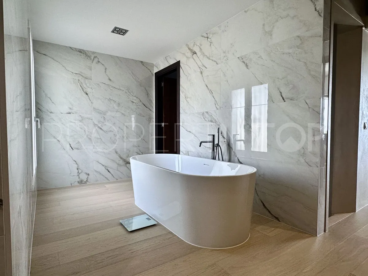 For sale villa in Benahavis
