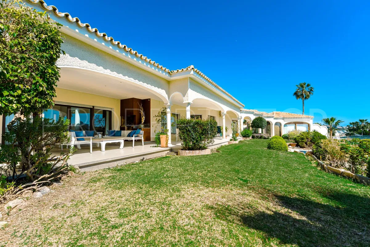 For sale villa in Benahavis