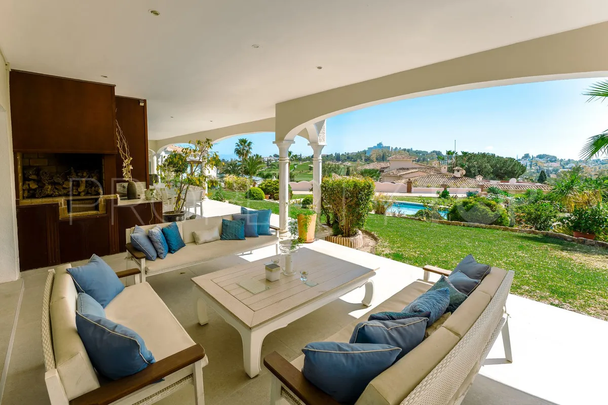 For sale villa in Benahavis