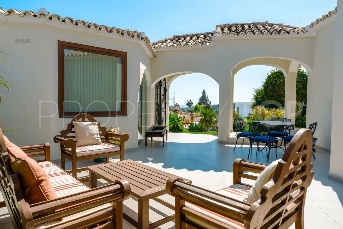For sale villa in Benahavis