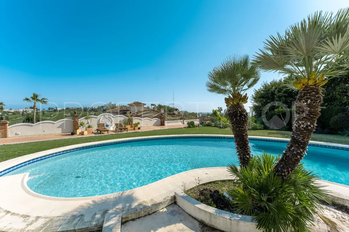 For sale villa in Benahavis