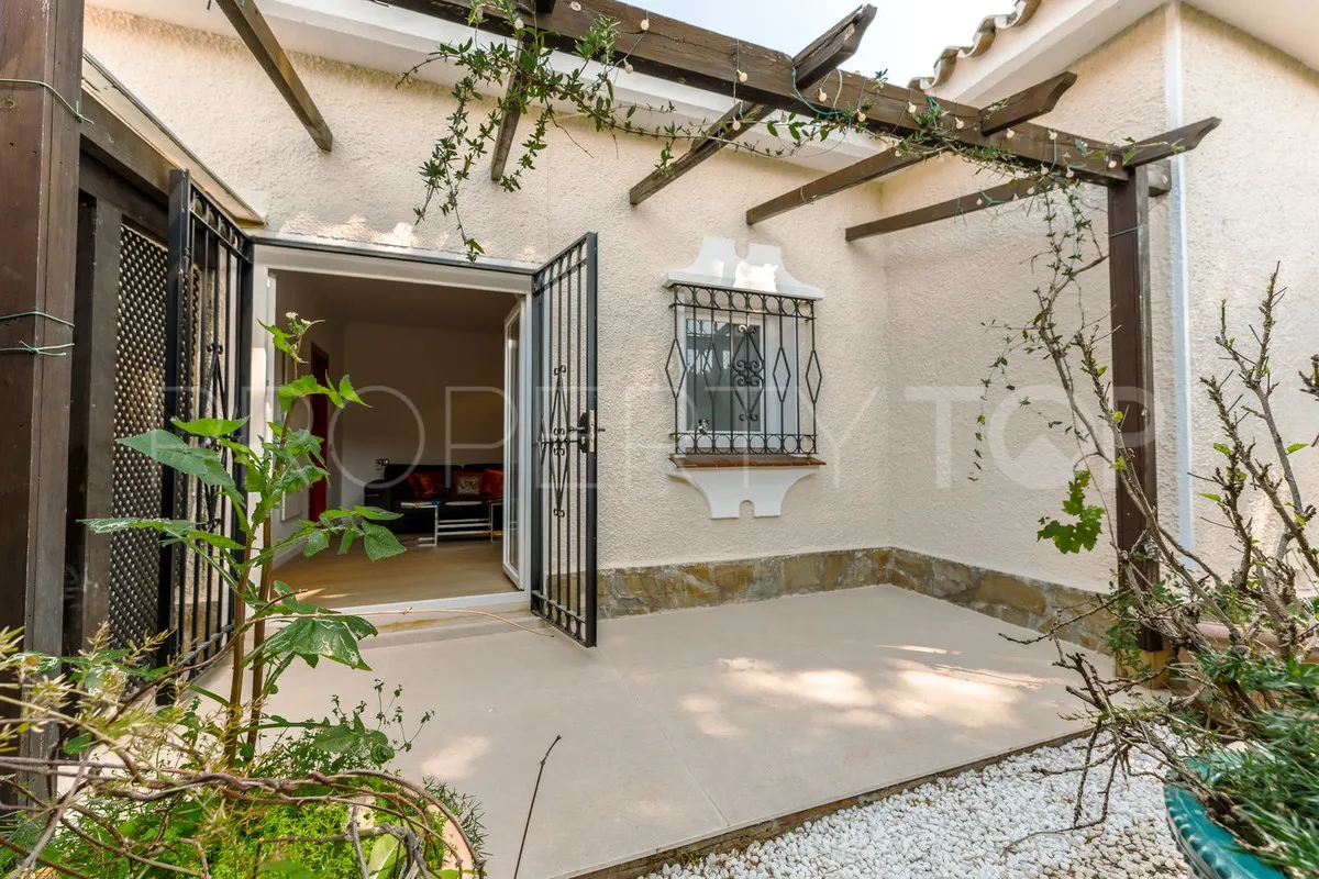 For sale villa in Benahavis