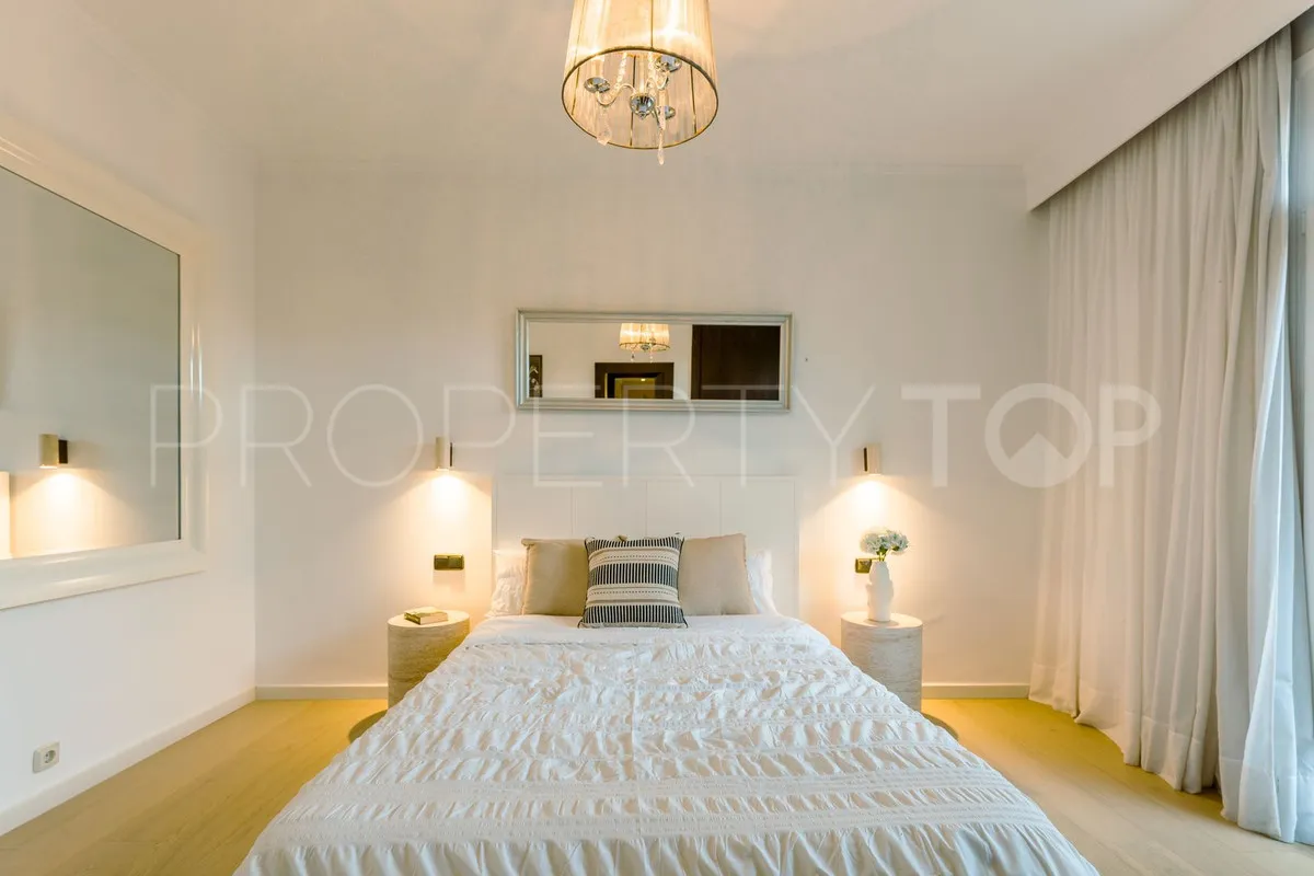 For sale villa in Benahavis