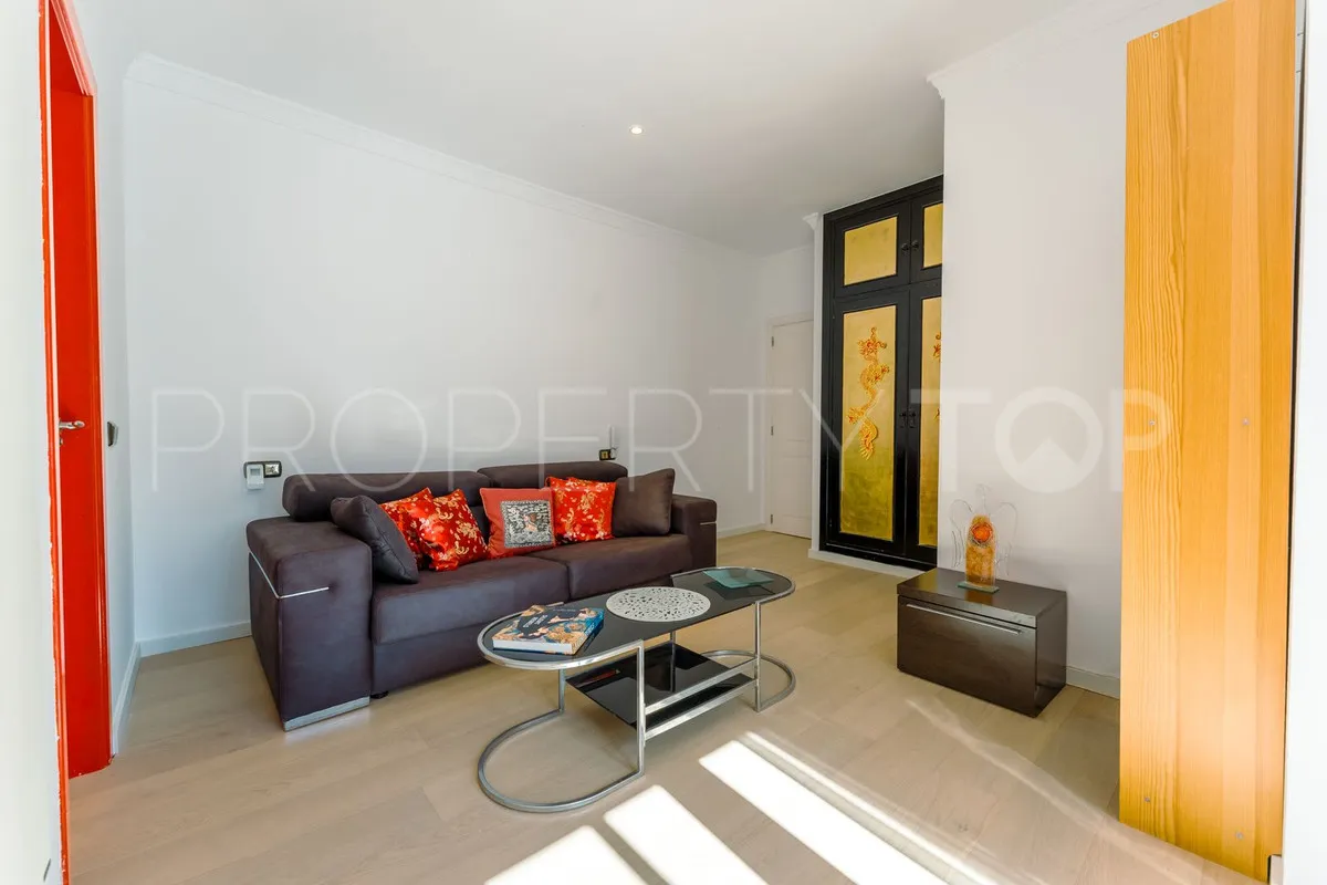 For sale villa in Benahavis