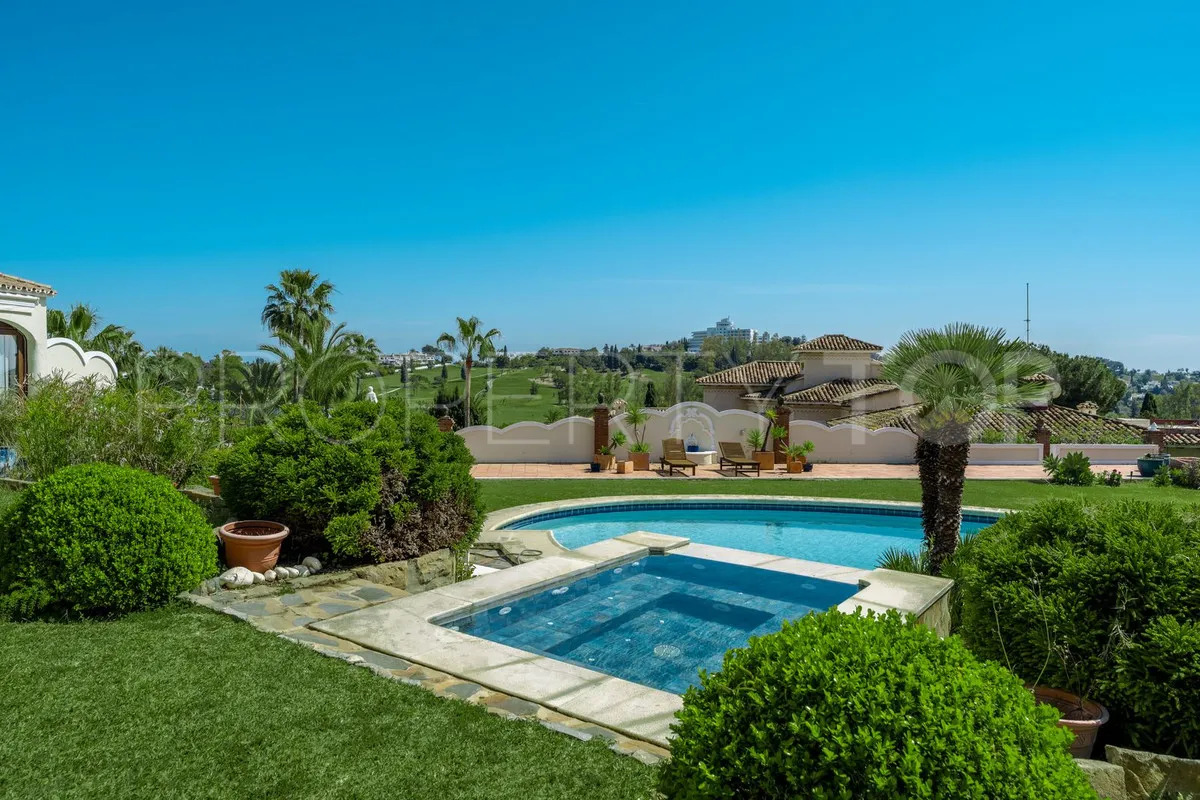 For sale villa in Benahavis