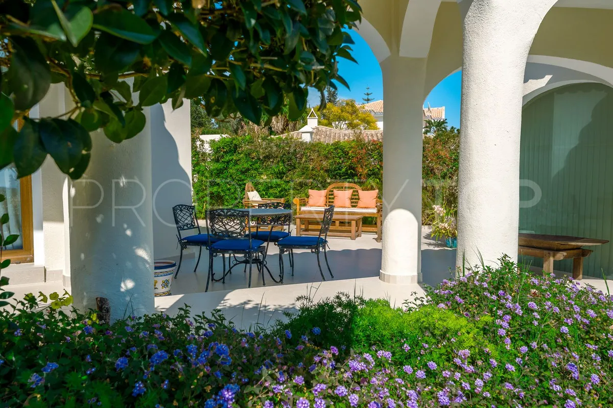 For sale villa in Benahavis