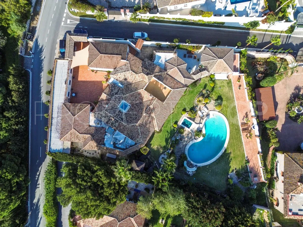For sale villa in Benahavis