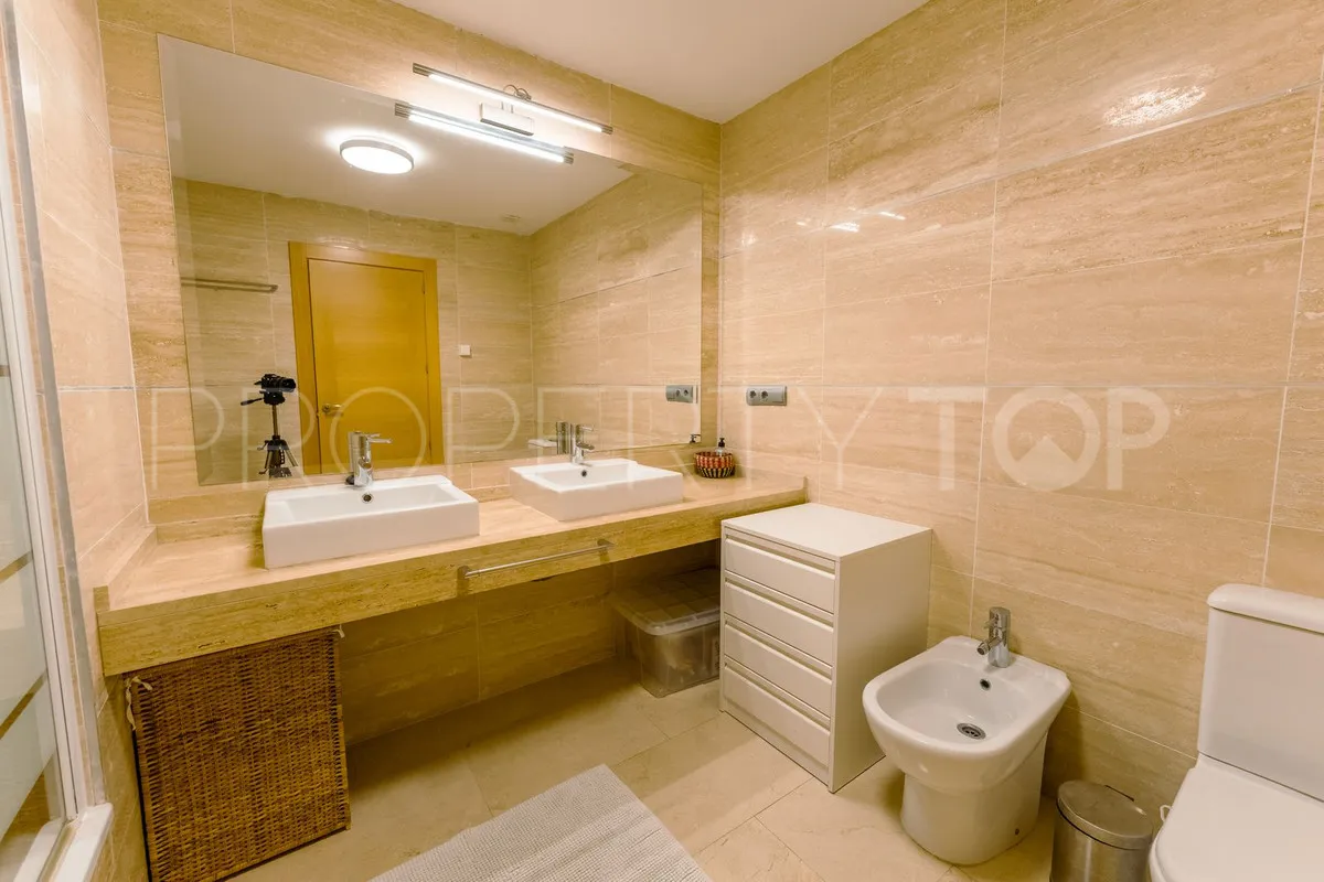 Apartamento de 2 dormitorios en venta en Atalaya