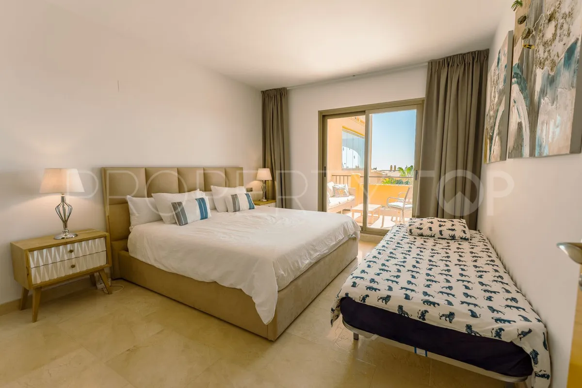 Apartamento de 2 dormitorios en venta en Atalaya