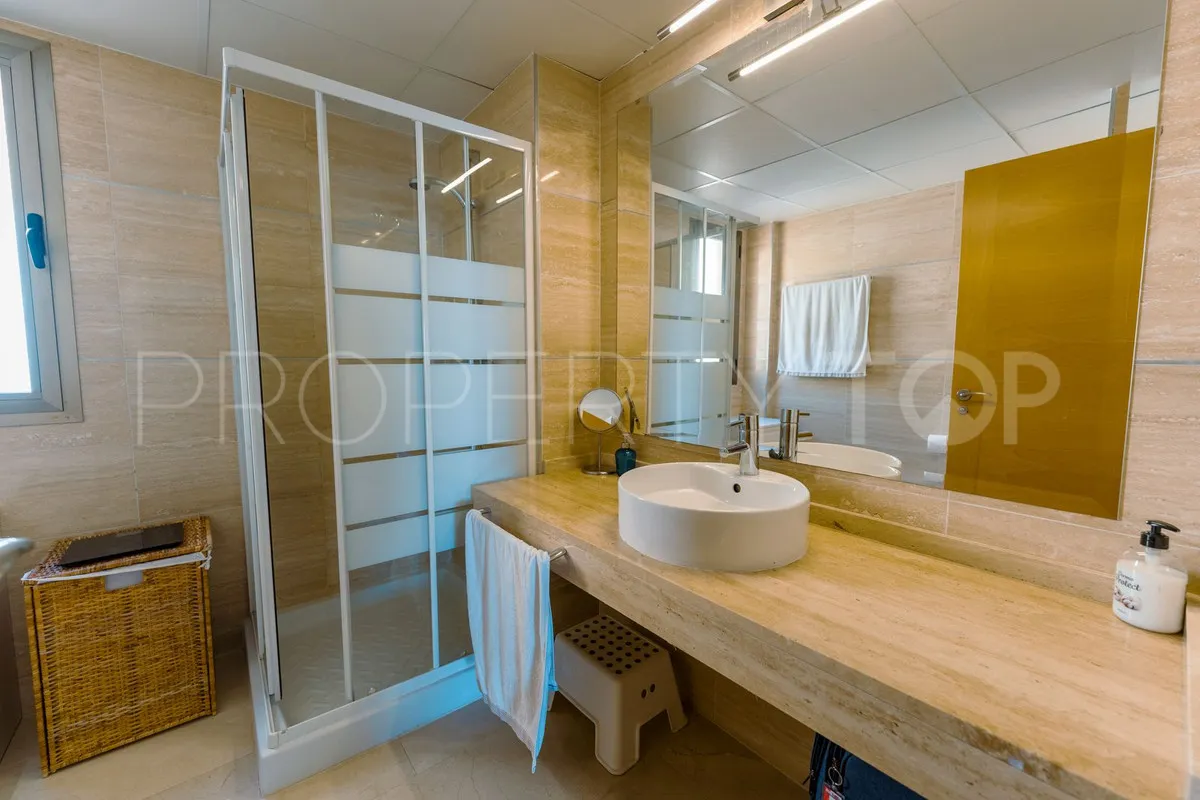 Apartamento de 2 dormitorios en venta en Atalaya