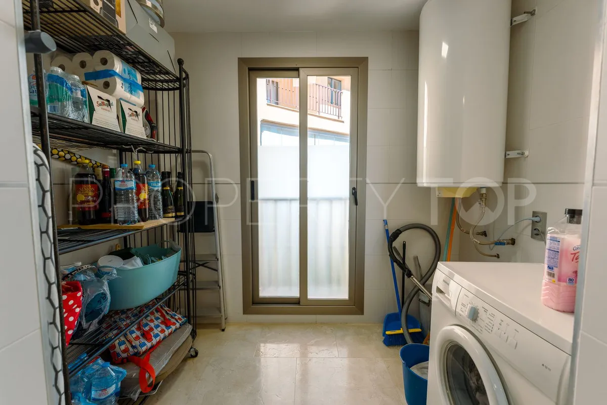 Apartamento de 2 dormitorios en venta en Atalaya