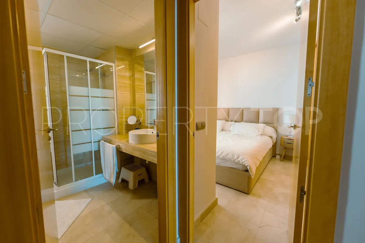 Apartamento de 2 dormitorios en venta en Atalaya