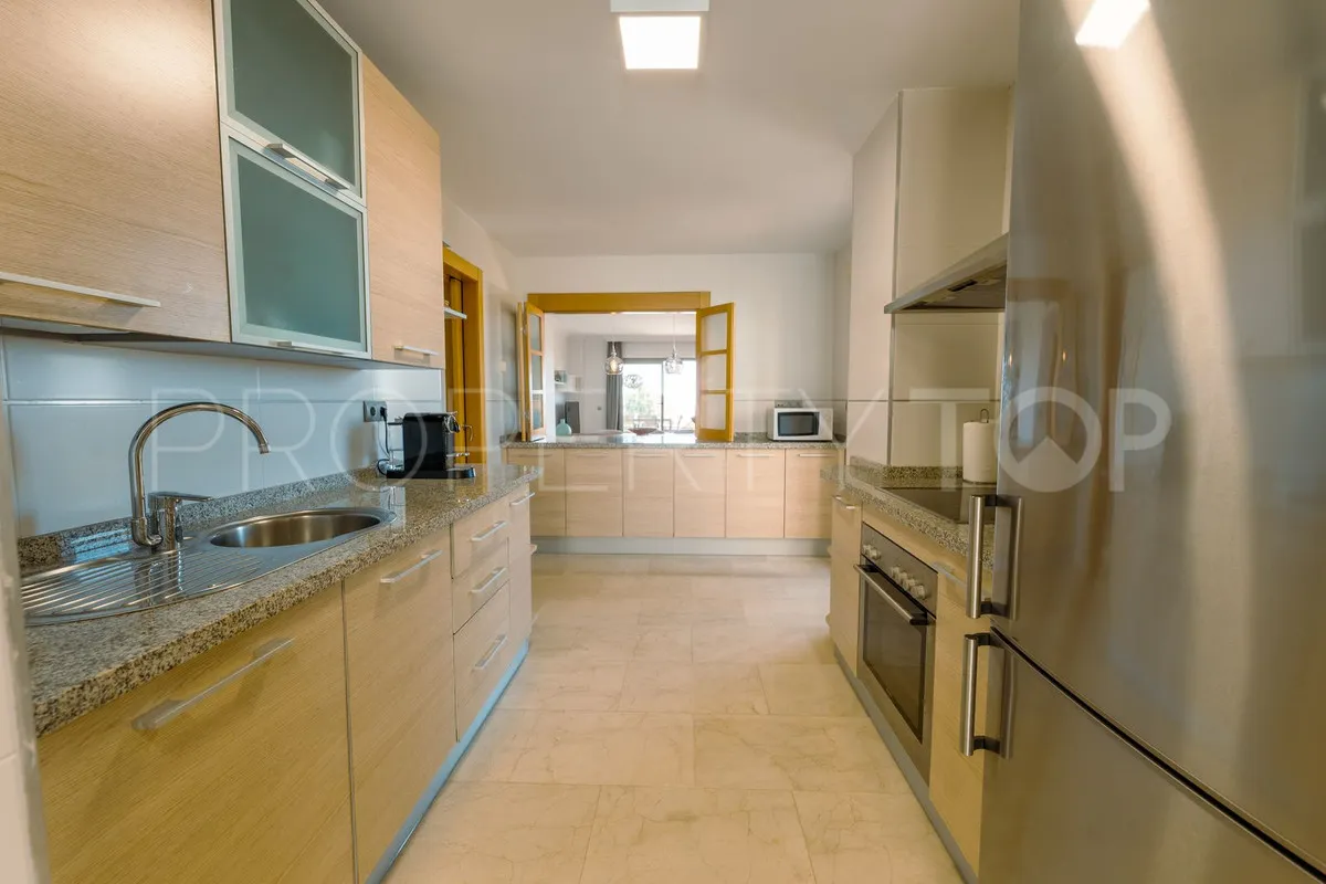 Apartamento de 2 dormitorios en venta en Atalaya