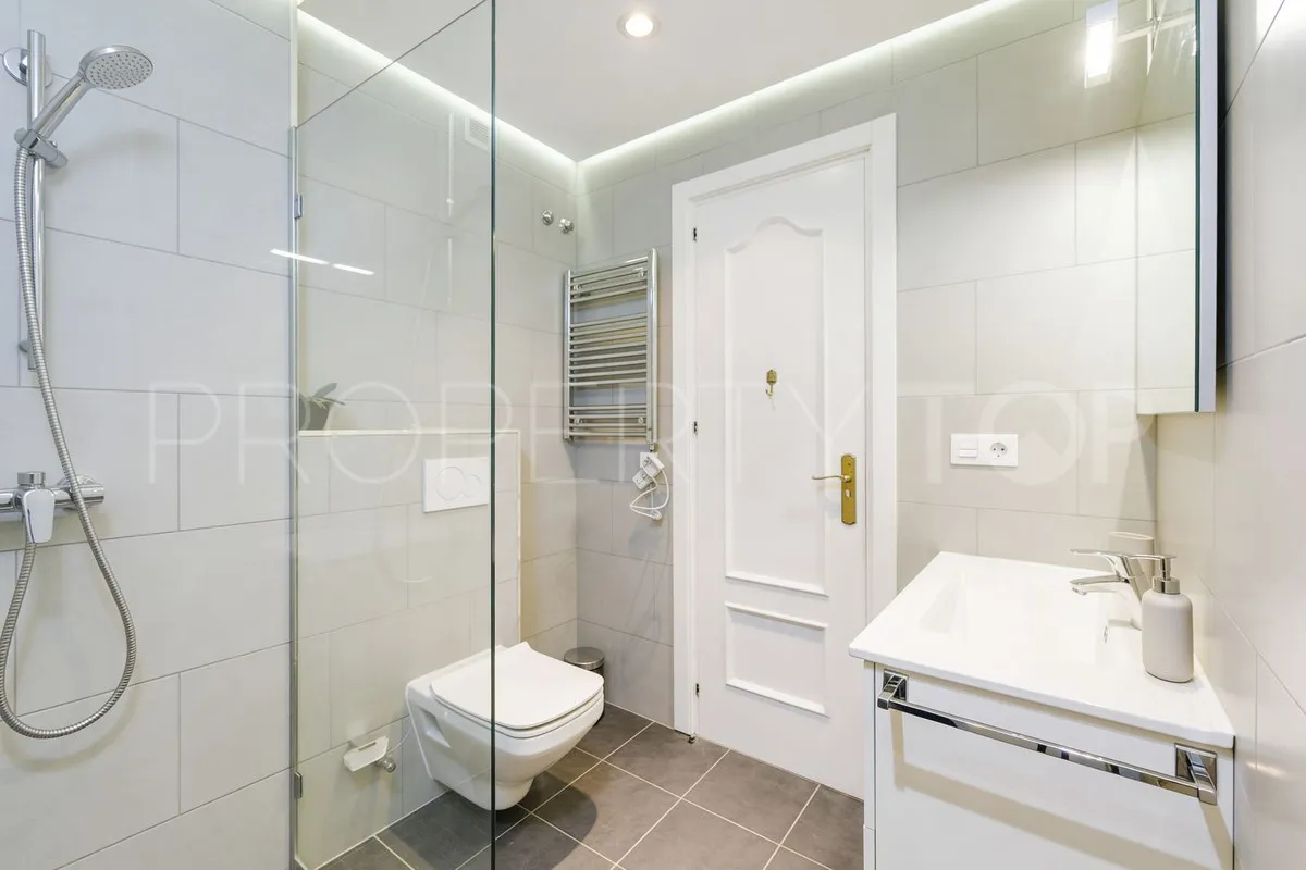 For sale Los Arqueros apartment with 2 bedrooms