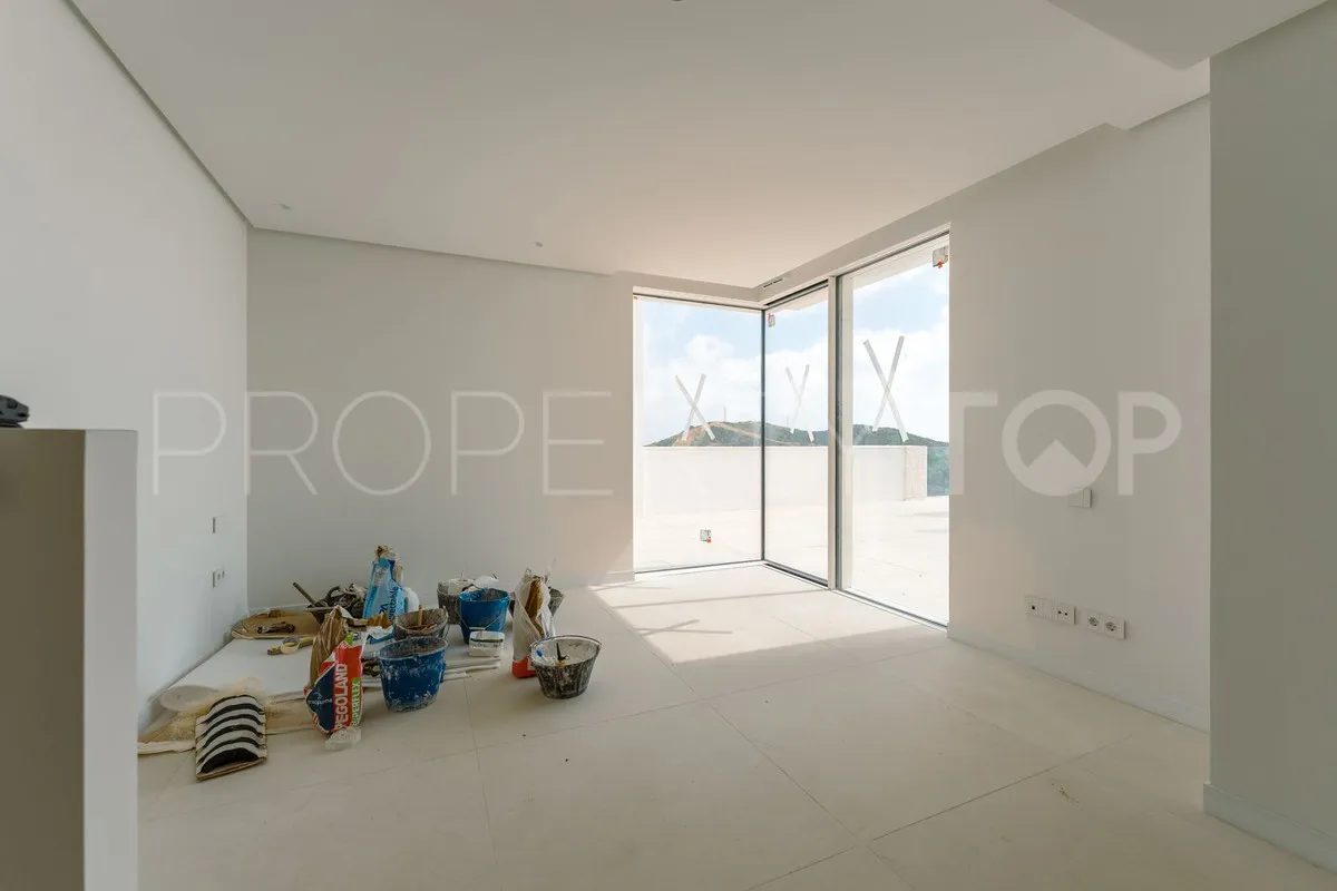 Comprar apartamento en Ojen con 3 dormitorios