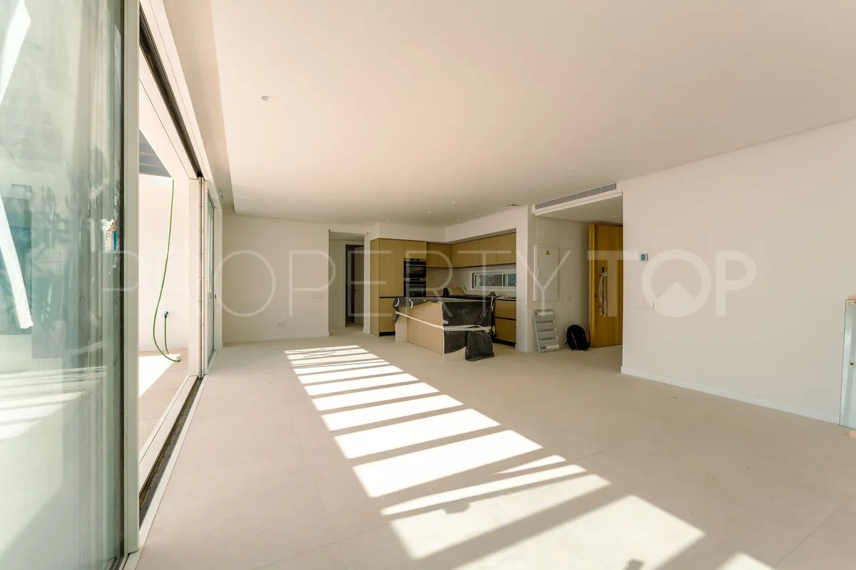 Comprar apartamento en Ojen con 3 dormitorios