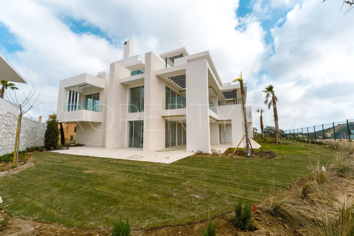 Ojen 3 bedrooms ground floor apartment for sale