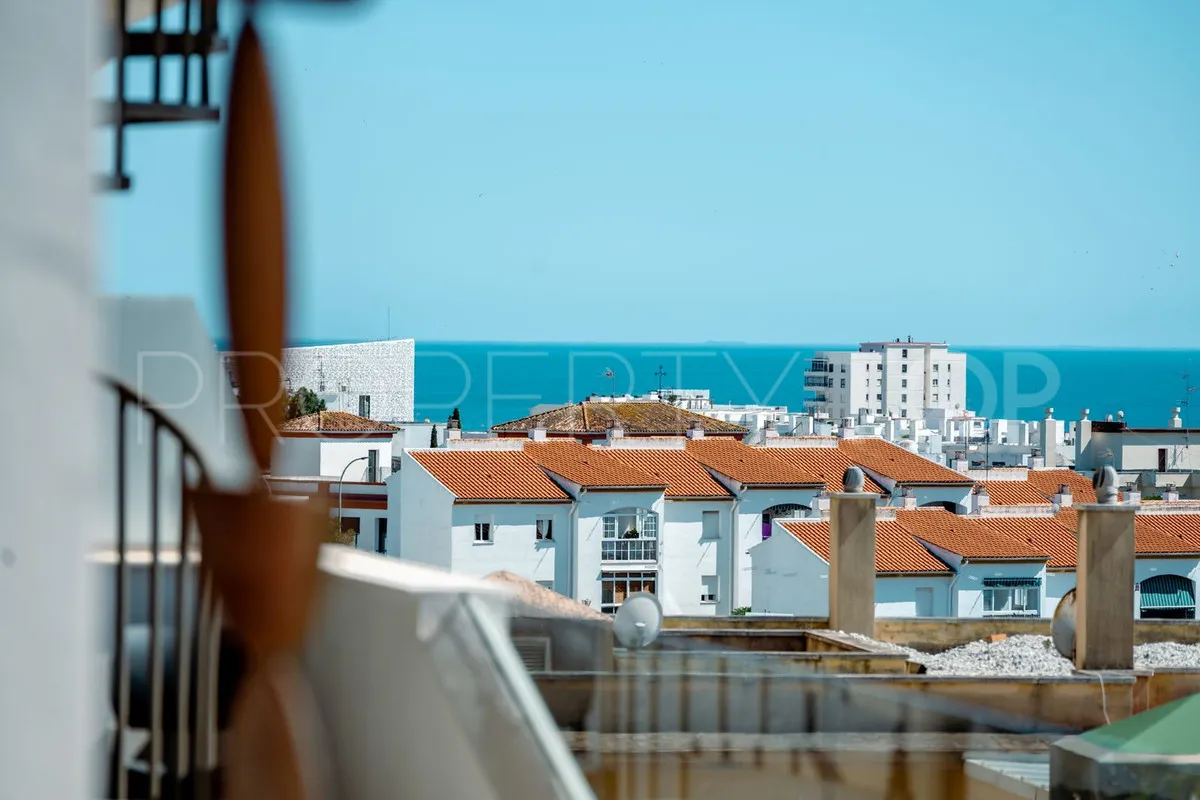 For sale Estepona 2 bedrooms apartment