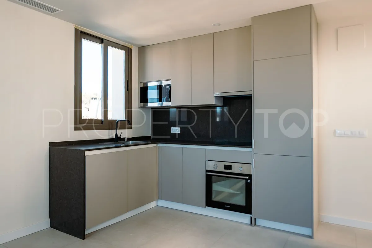 For sale Estepona 2 bedrooms apartment