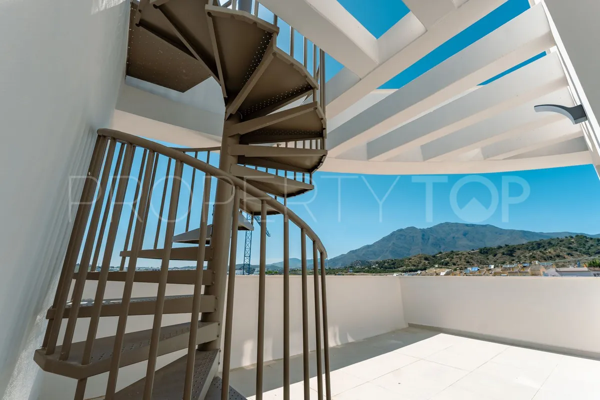For sale Estepona 2 bedrooms apartment