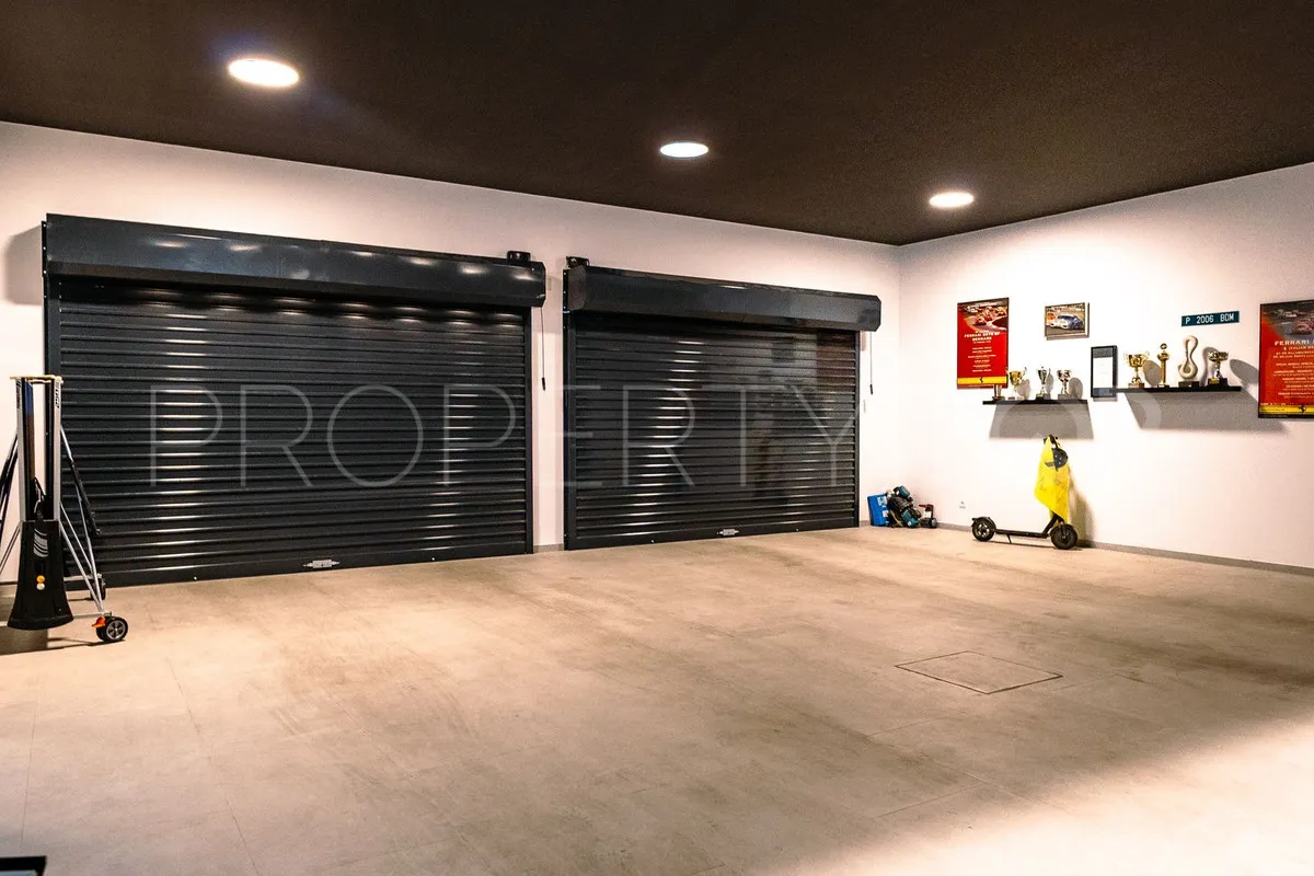 Comprar villa en Benahavis