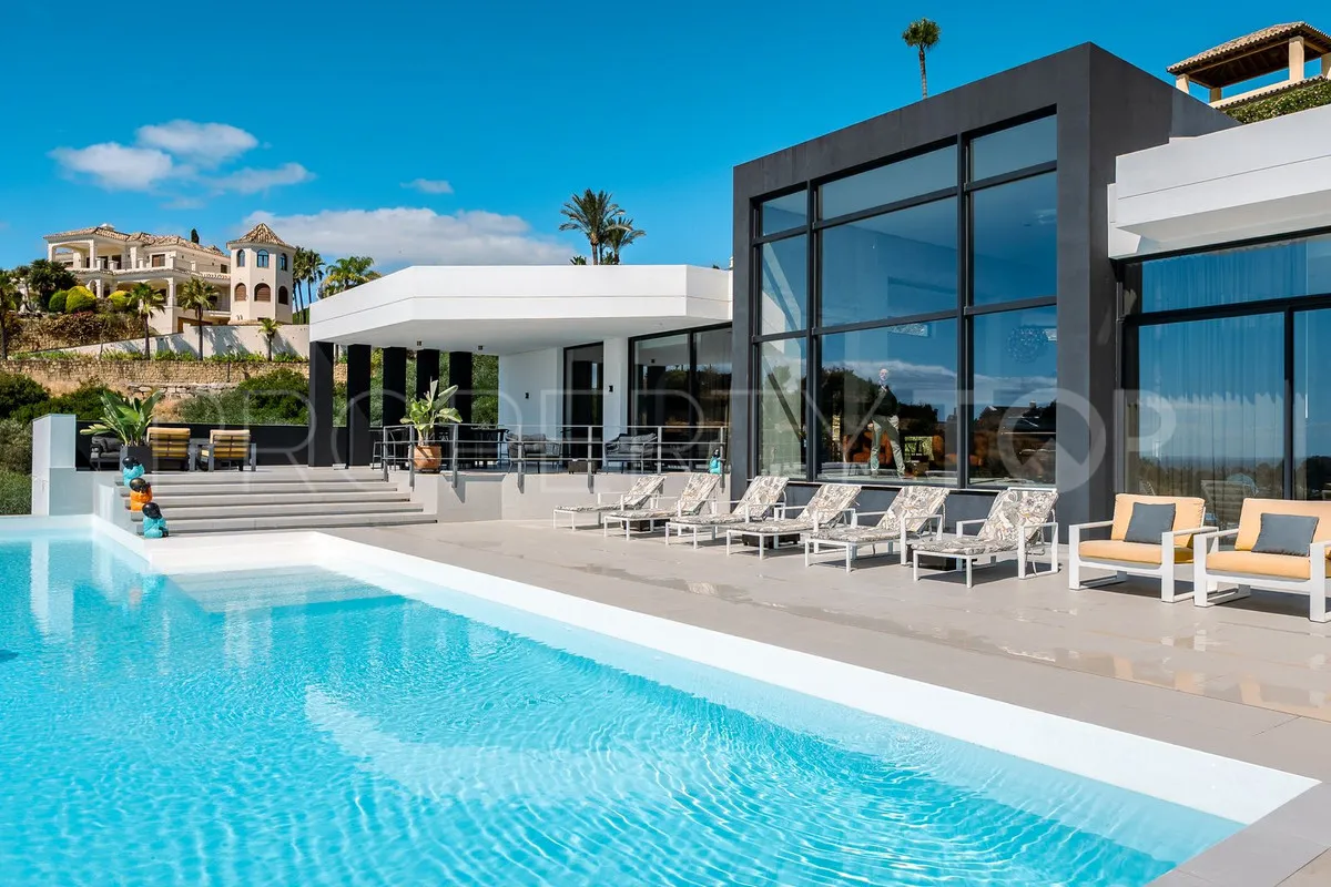 Comprar villa en Benahavis