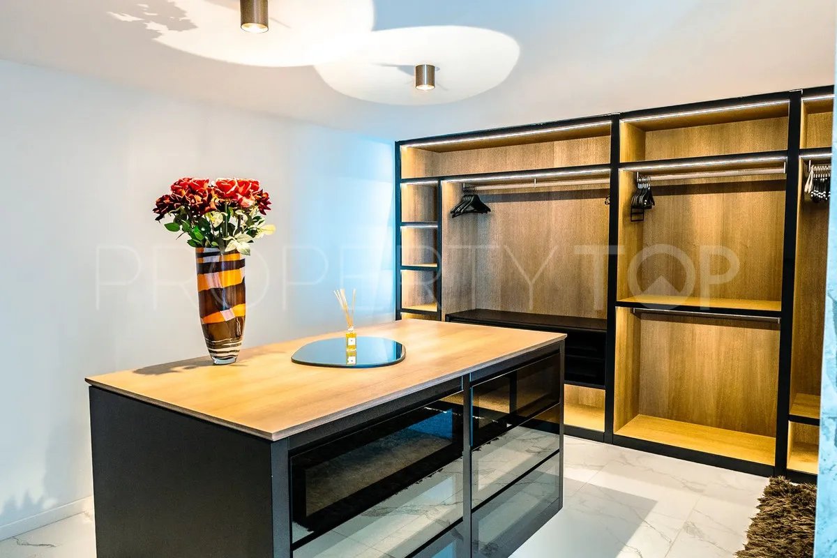 Comprar villa en Benahavis