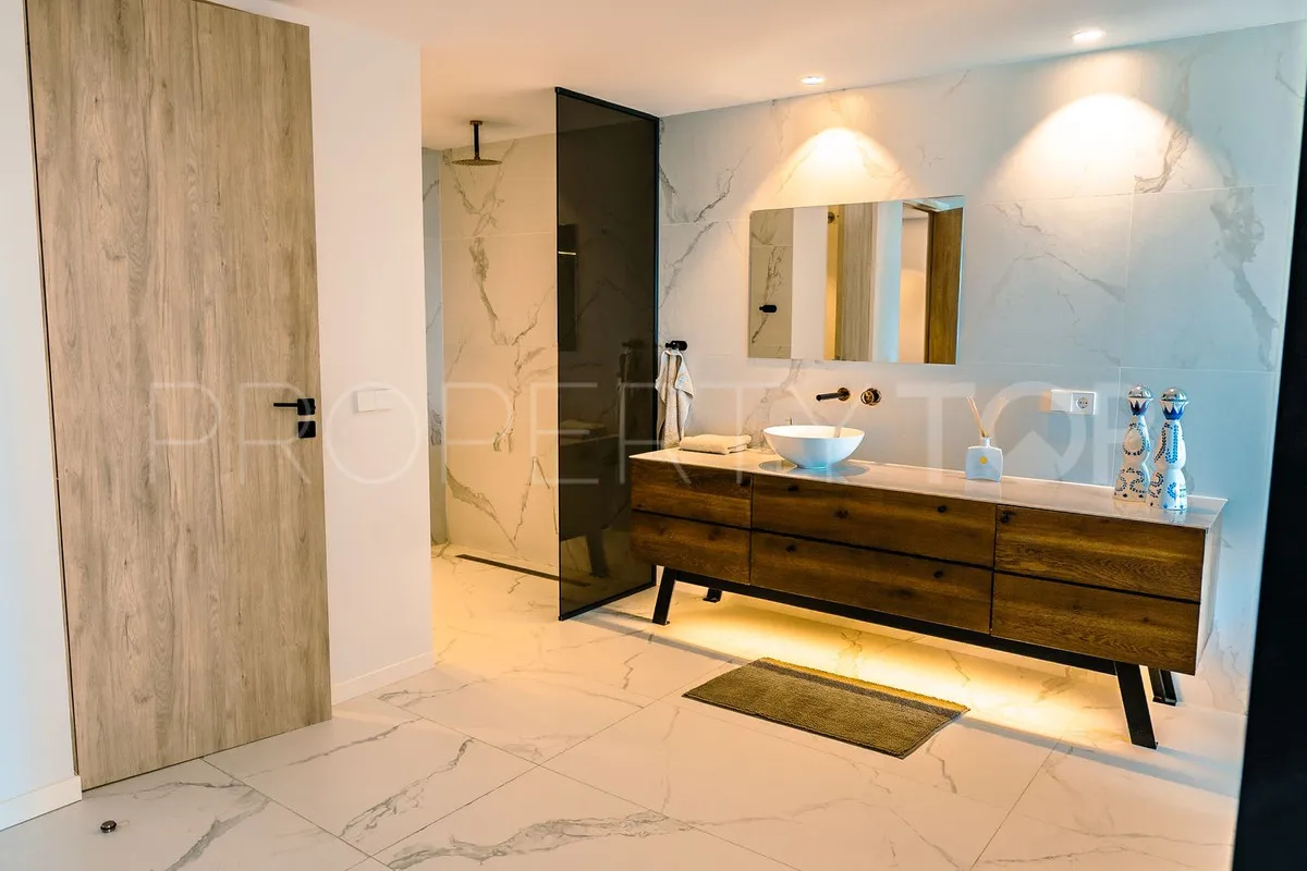 Comprar villa en Benahavis