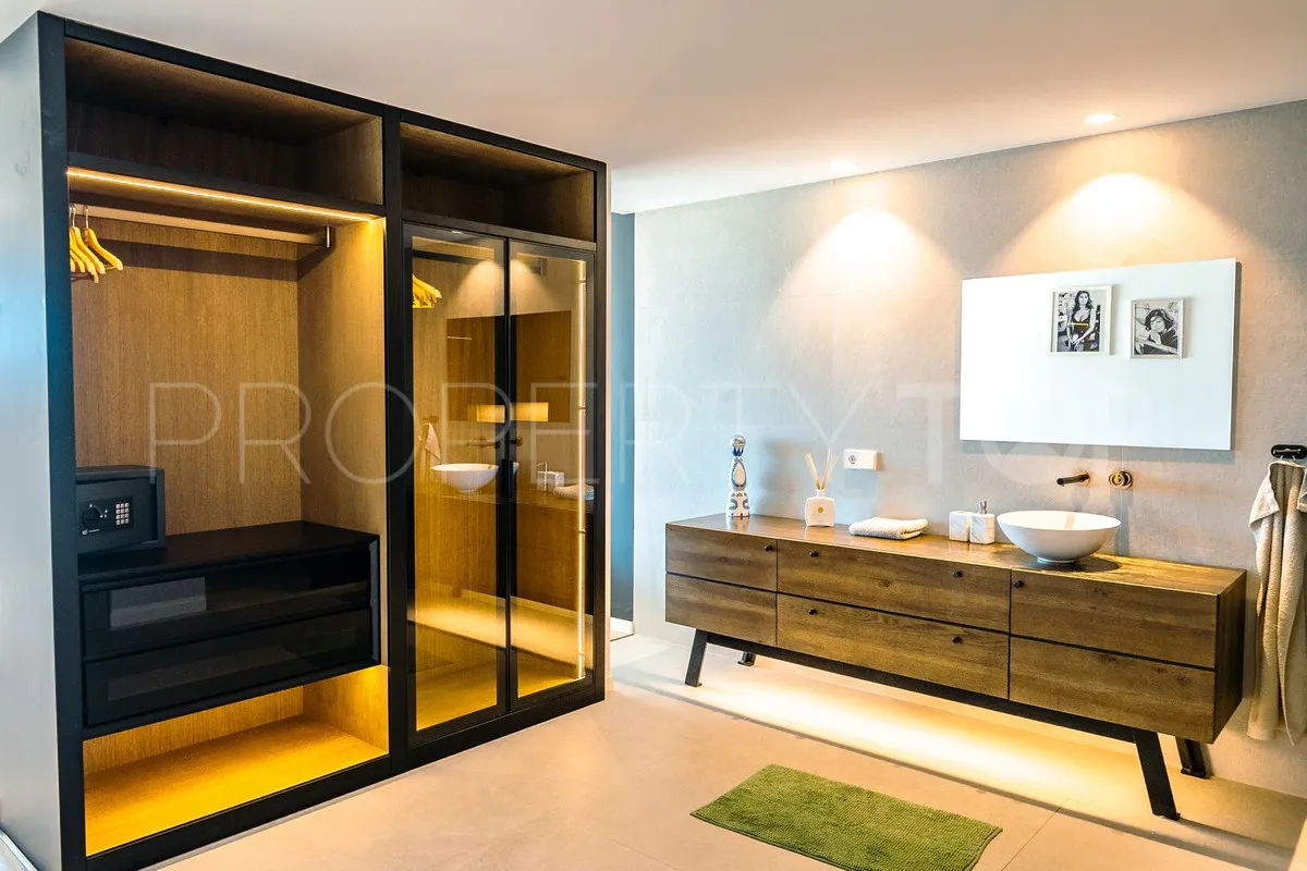 Comprar villa en Benahavis